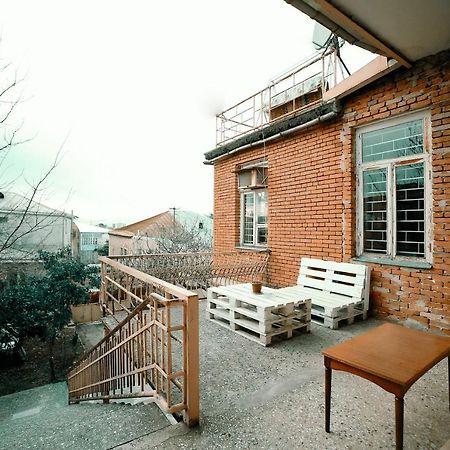 Guest House Old Κουτάισι Εξωτερικό φωτογραφία