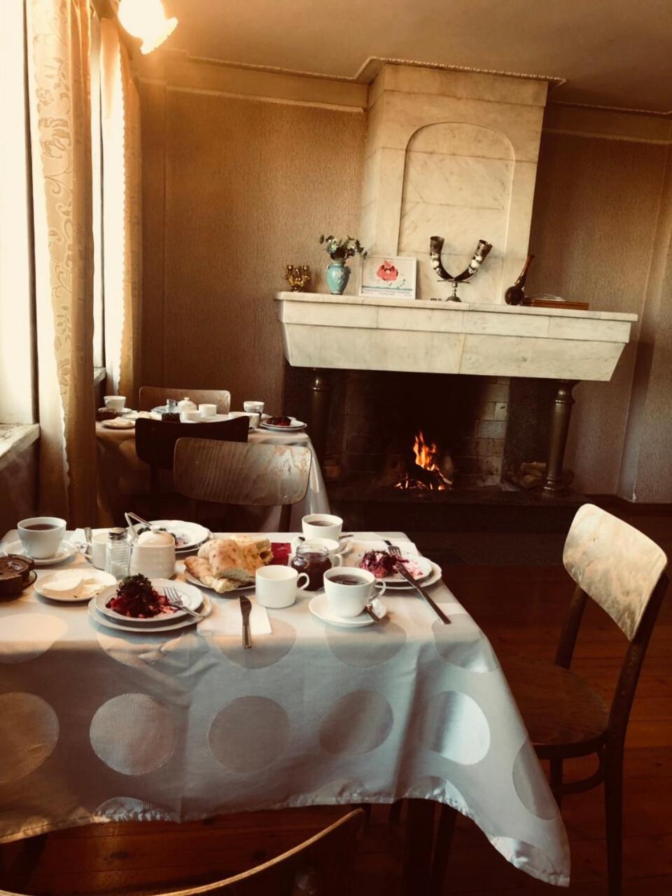 Guest House Old Κουτάισι Εξωτερικό φωτογραφία