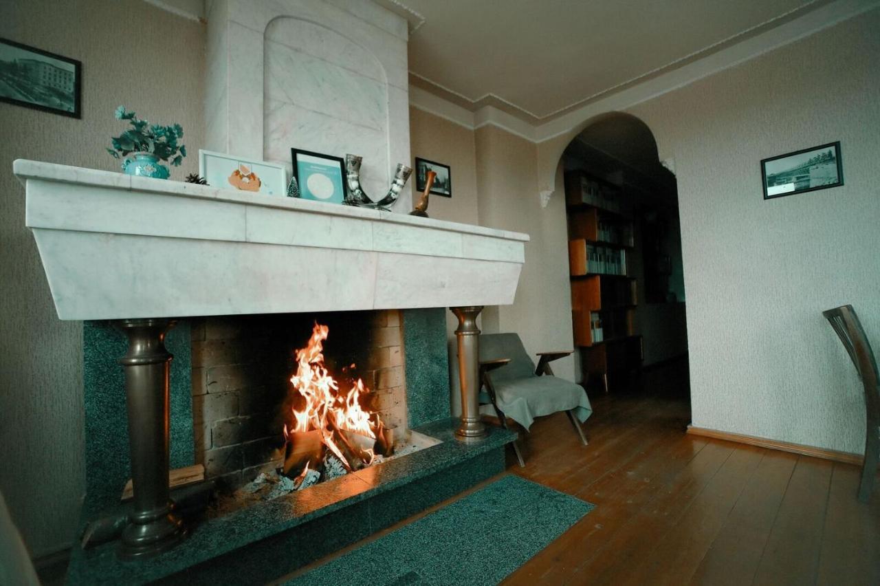 Guest House Old Κουτάισι Εξωτερικό φωτογραφία