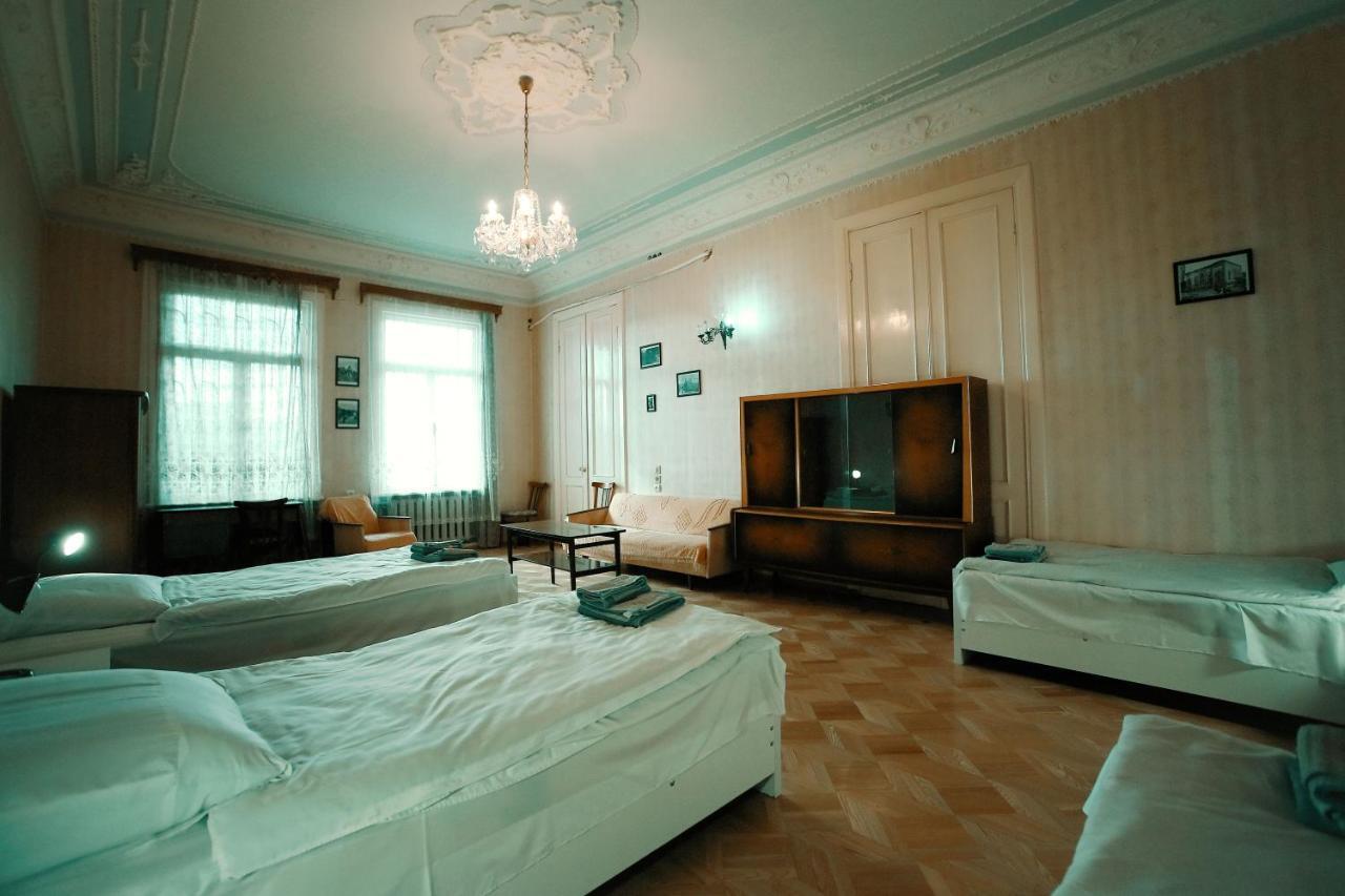 Guest House Old Κουτάισι Εξωτερικό φωτογραφία