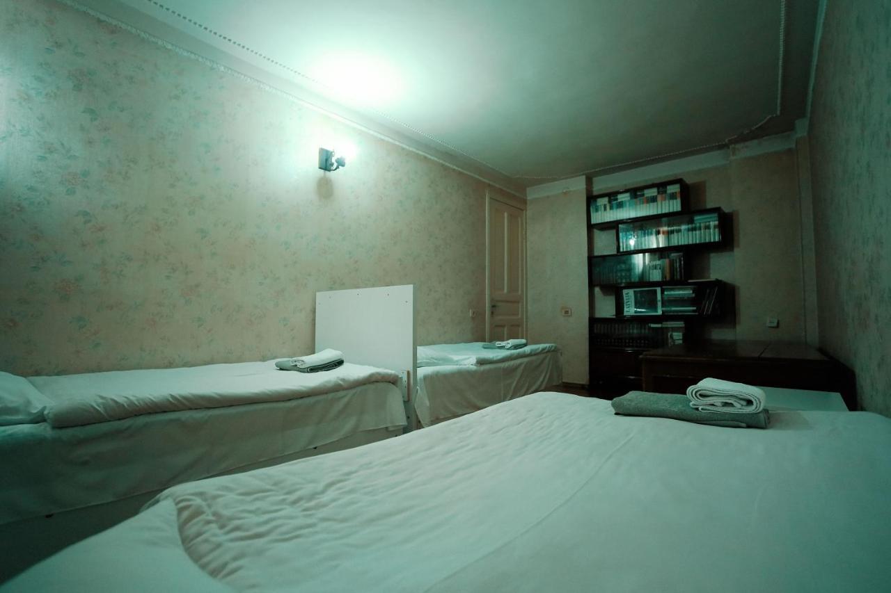 Guest House Old Κουτάισι Εξωτερικό φωτογραφία
